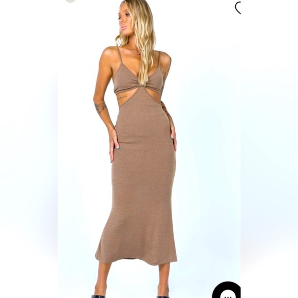 Princess Polly Jocelyn Cut Out
Midi Dress Brown Size 2